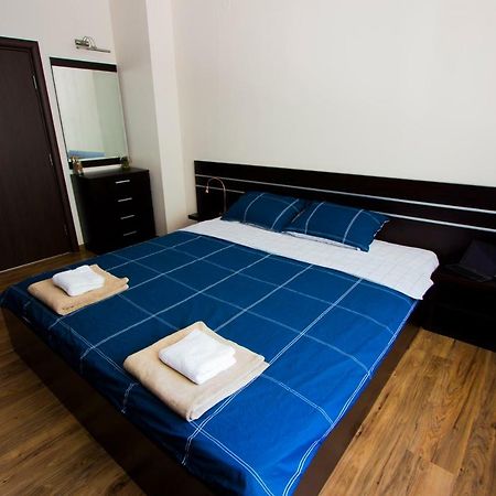 Modern Apartment In The Heart Of วีดิน ภายนอก รูปภาพ